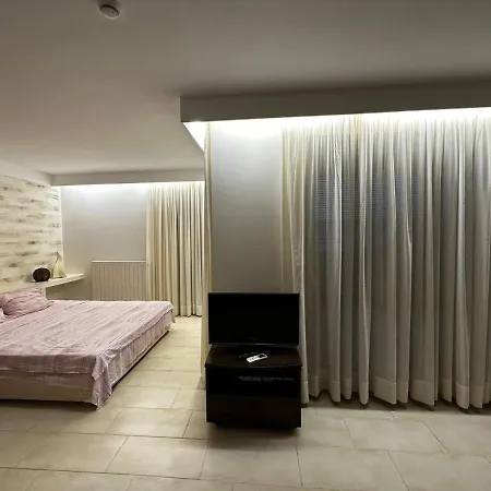 Хотел Vip Club Oazis 4*