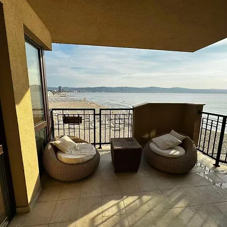 Hotel Vip Club Oazis 4*