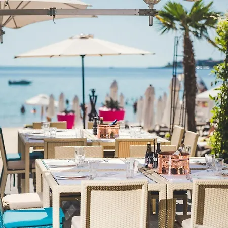 Hotel Vip Club Oazis Słoneczny Brzeg