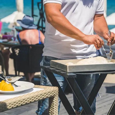 Vip Club Oazis Hotel 4*